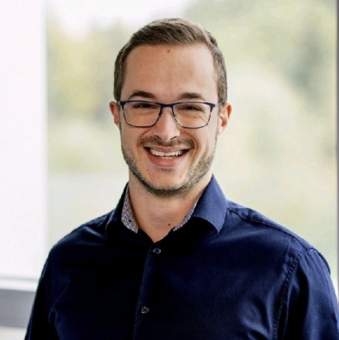 Advisor 1